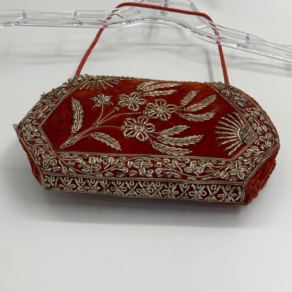 Vintage Afsal Stores Elegant Red Embroidered Women's party Bag Pakistan 🇵🇰 RARE! - Picture 5 of 17